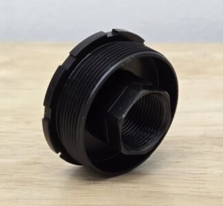 BOSS BOSS 1/2X28  STAINLESS DIRECT THREAD HUB ADAPTER BLACK MNT-12-SS-BLK